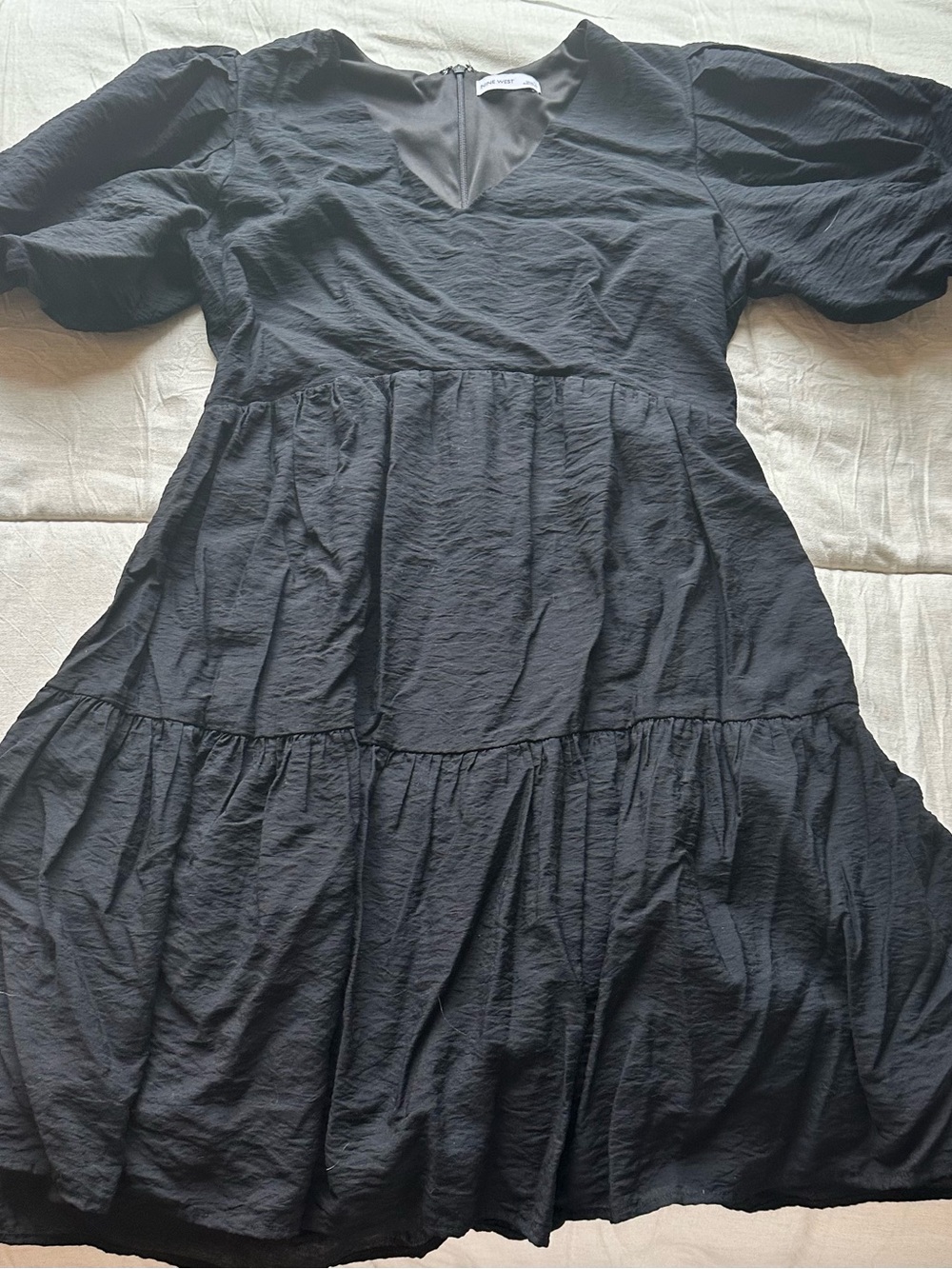 Nine West Black Tiered V-Neck Midi Dress